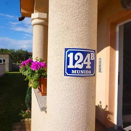 Apartment Munida *